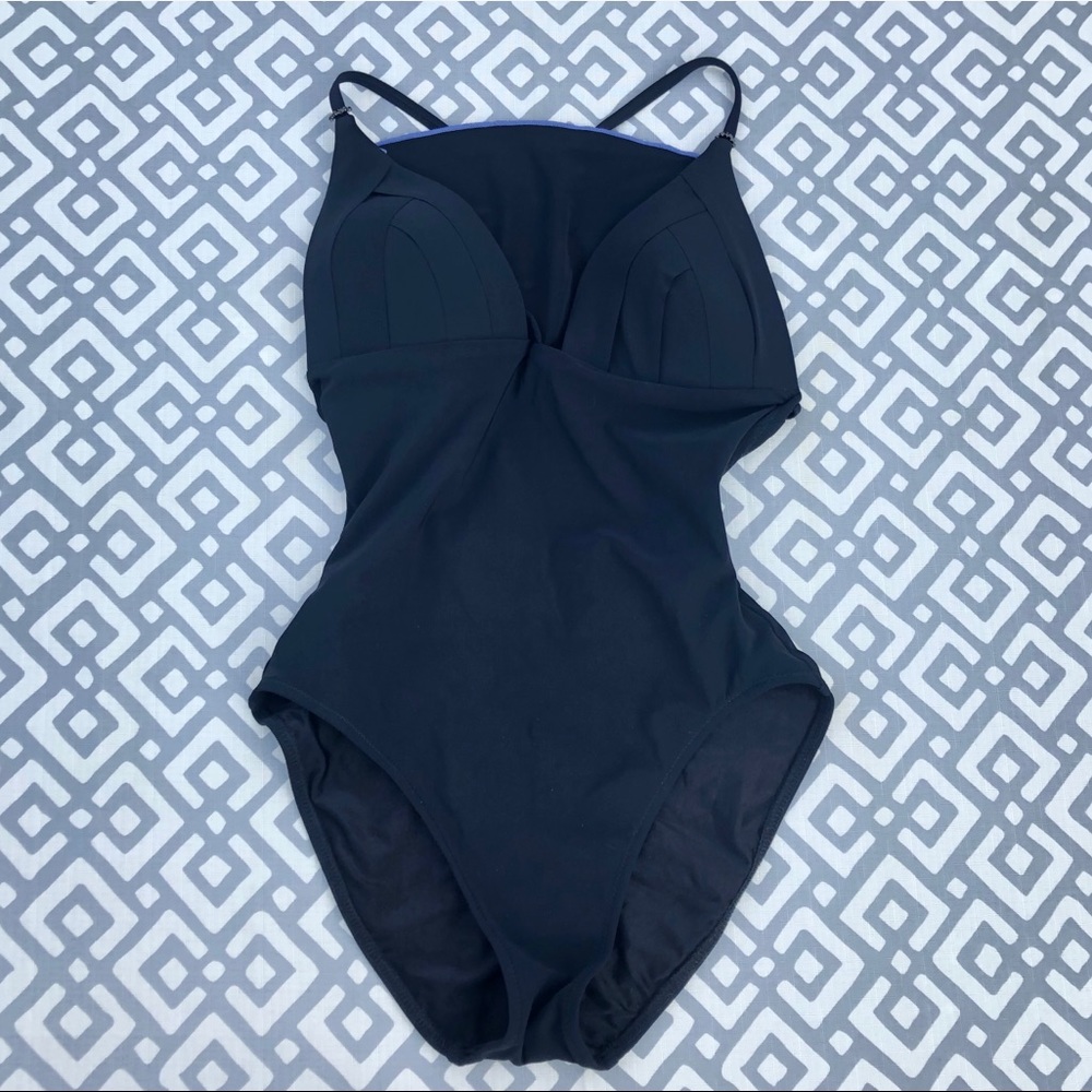 Beautiful black one piece Gottex swimsuit
